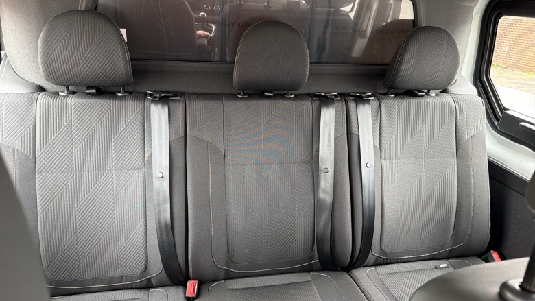 Renault Trafic Lwb Diesel LL30 Blue dCi 150 Extra Sport [Safety] Crew Van